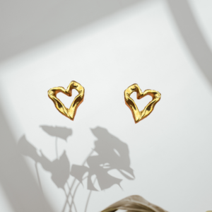 ARETES CORAZÓN IRREGULAR